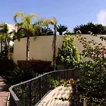 Spacious With 3 Pools & Gym Διαμέρισμα