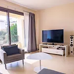 Spacious With 3 Pools & Gym *