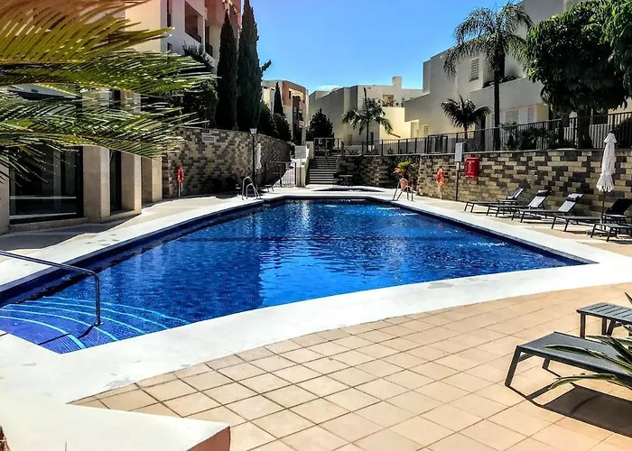 Appartamento Spacious With 3 Pools & Gym Marbella