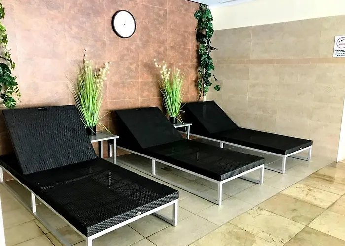 Appartamento Spacious With 3 Pools & Gym Marbella