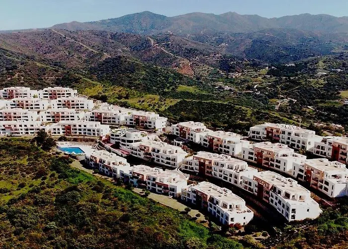Appartamento Spacious With 3 Pools & Gym *