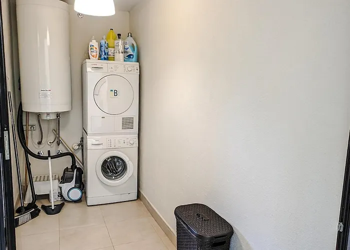 Spacious With 3 Pools & Gym Appartamento *