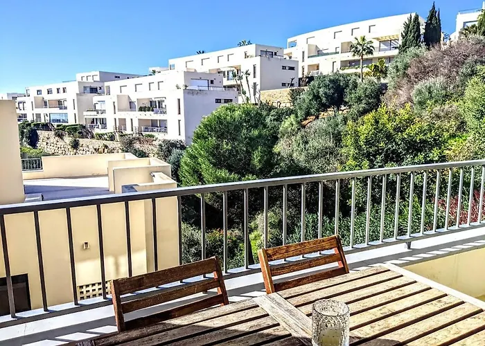 Appartamento Spacious With 3 Pools & Gym