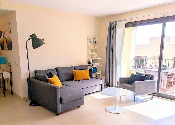 Appartamento Spacious With 3 Pools & Gym Marbella