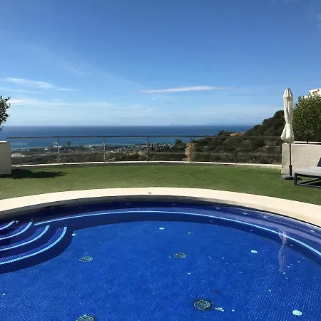 Spacious With 3 Pools & Gym * Marbella