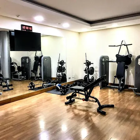 Apartment Spacious With 3 Pools & Gym Marbella
